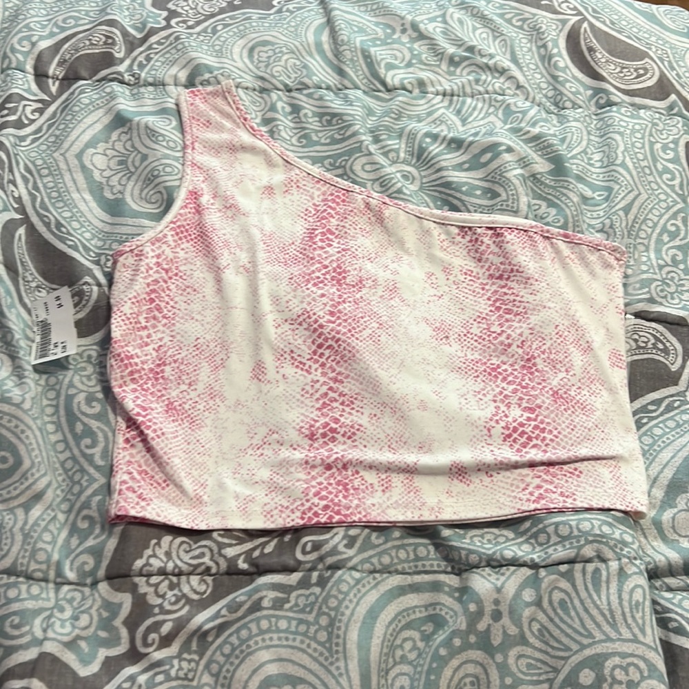 peach love snakeskin tank - size M